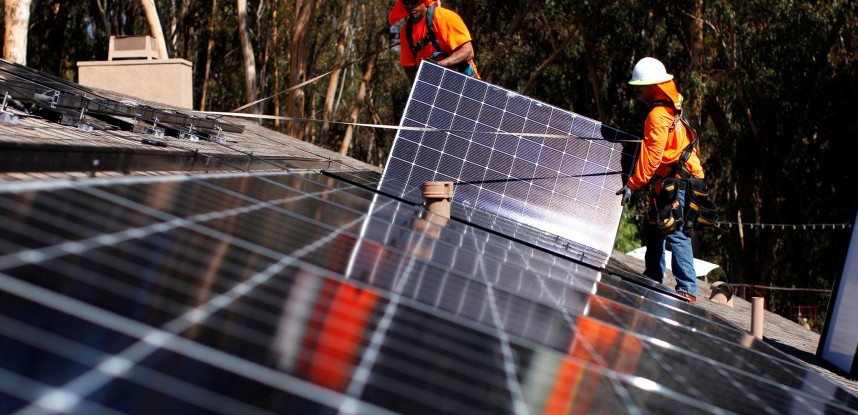 La Energía Solar Creando Empleos.